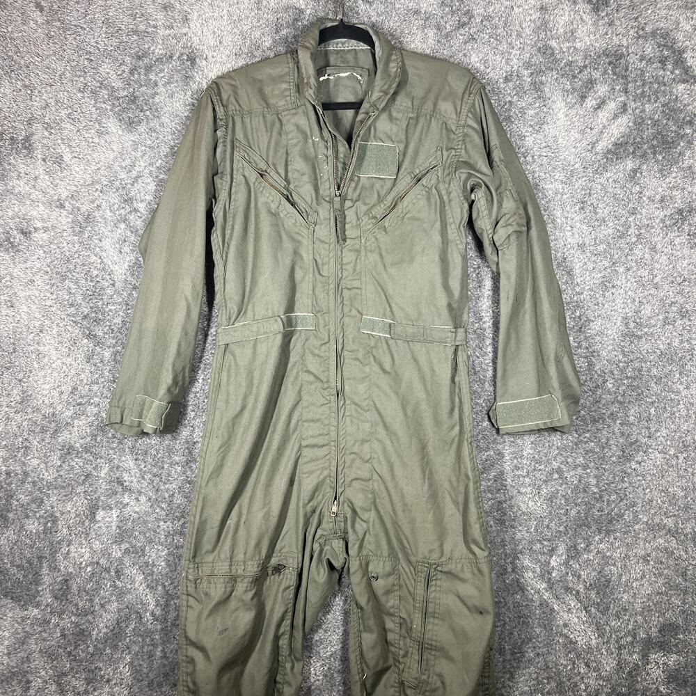 U.S. Military Coveralls Jumpsuit Mens Medium Green Twill Flight Suit Zip Leg